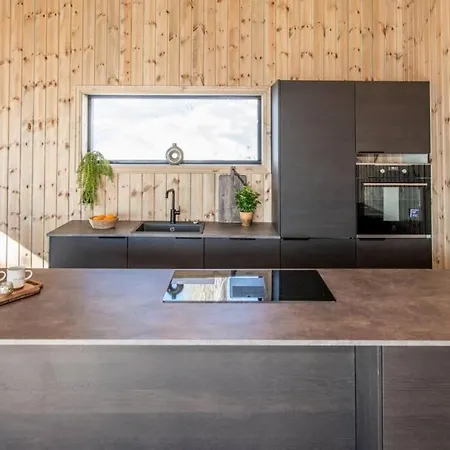Modern, Newly Built